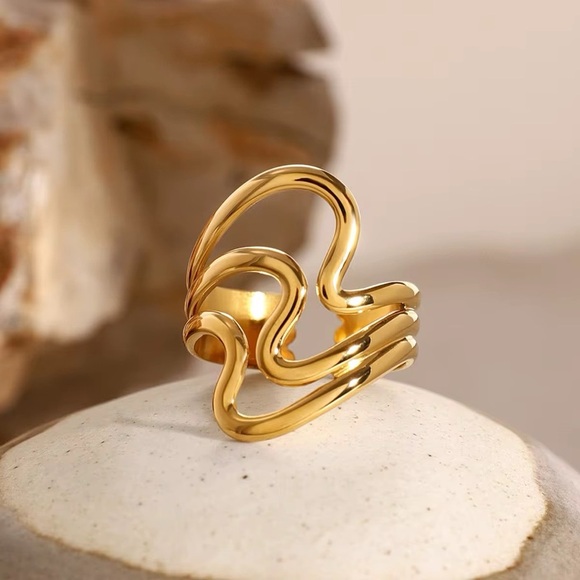 18K Gold Plated Adjustable Ring - Picture 6 of 9